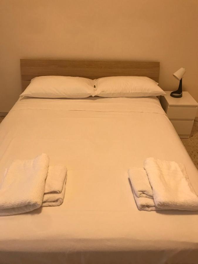 B&B Parco 2 Giugno Bari Extérieur photo